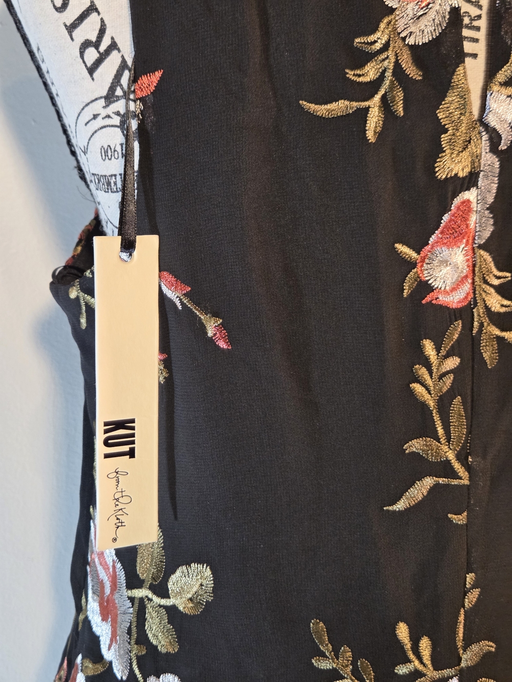 Kut from the Kloth Black Sleeveless Dress Stitched Floral Lined NWT Size 2 - Picture 5 of 9